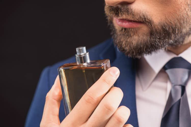 What are the Best Long-Lasting Perfumes for Men in 2021?
